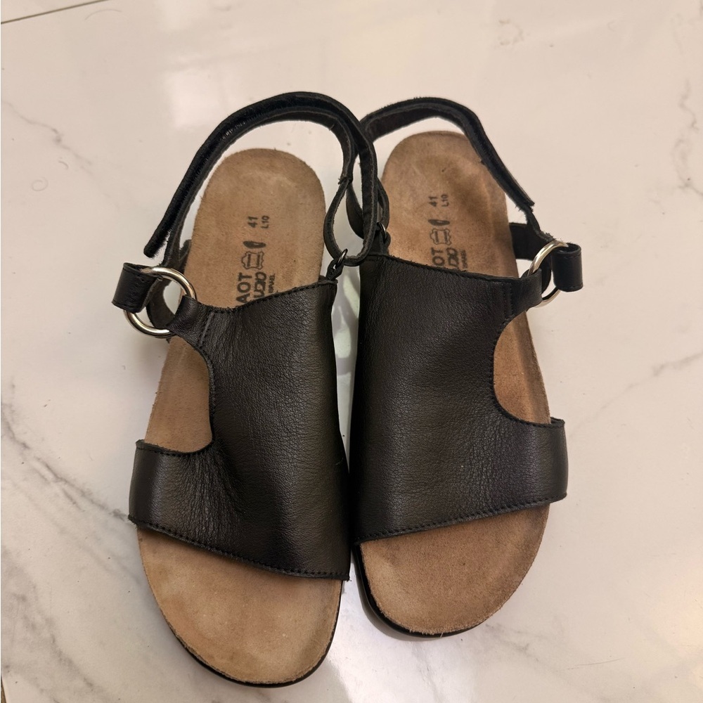 Naot Black Leather Adjustable Strap Sandals Size 41
